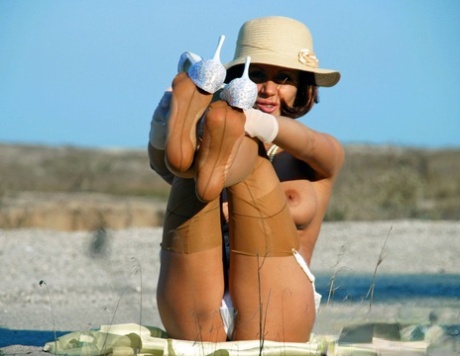 groping that big ass nude gallery