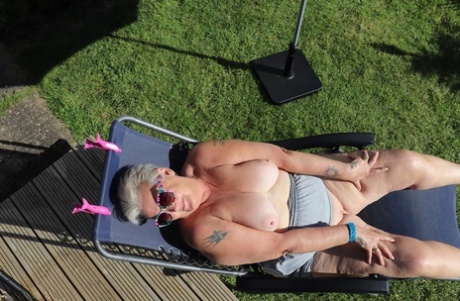 sexy naked big ass tan erotic galleries