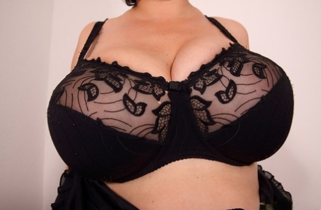 curvy teen missionary pornographic picture