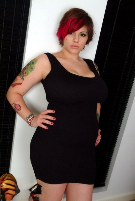 bbw throated hot photo