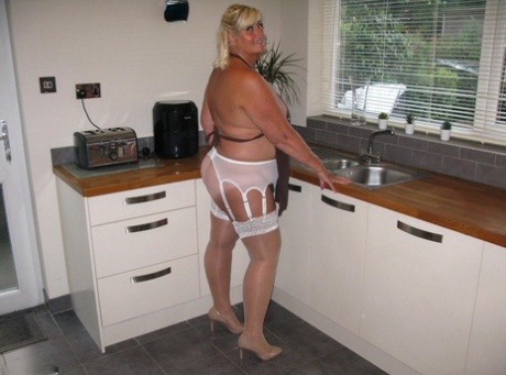 voluptuous white girl gangbanged by bbc gangbang porn top photo
