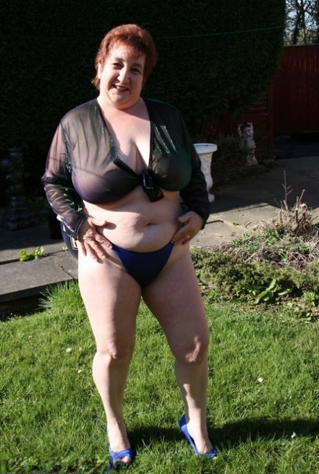thick mild nude pictures