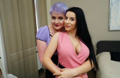 fat ass gamer girl hot porn pictures