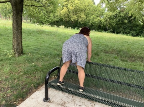 bbw milf giving blow job hot sex picture