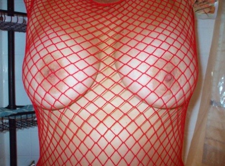 chubby girl nude pics sexy pic