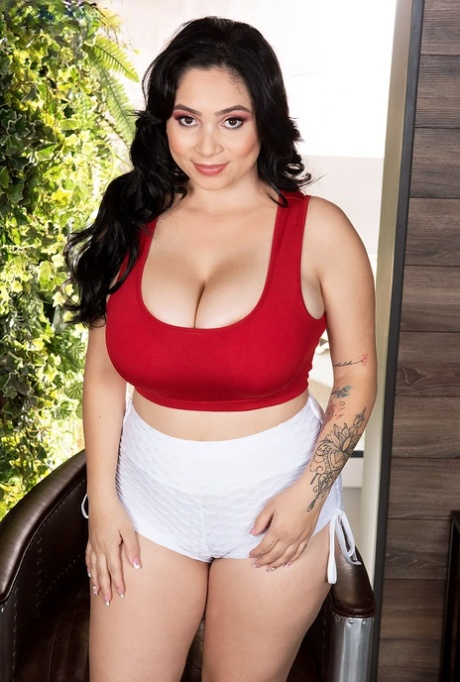 bbw lotion hot sexy pic