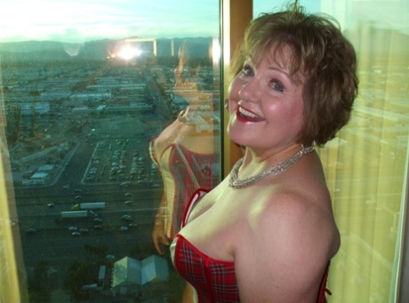 fat girls dp adult image