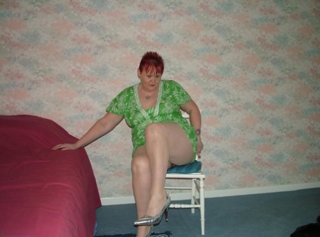 fat mixed girl naked img
