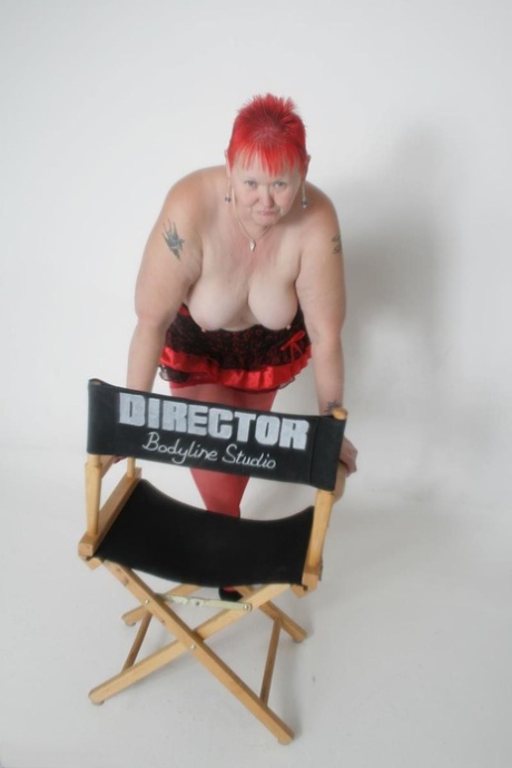chubby amateurs getting facials free photo