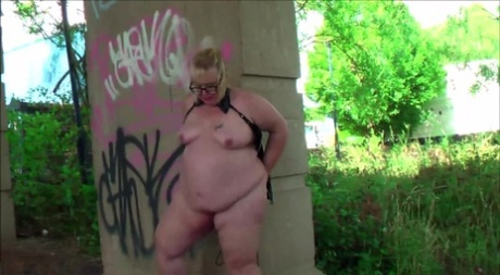 bbw breastfeed xxx picture