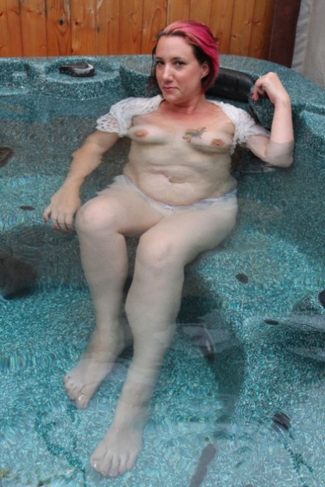 chubby chick banana masturbation best pics
