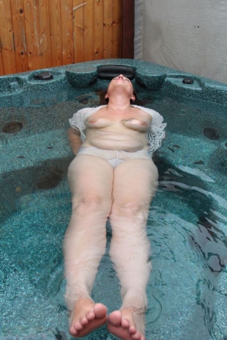 chubby teen huge boobs fuck yeah curvy girls free sexy gallery