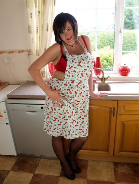 long thick turd her anus pretty pic
