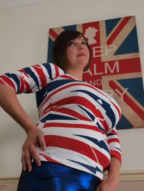 fat tits lesbian nudes archive