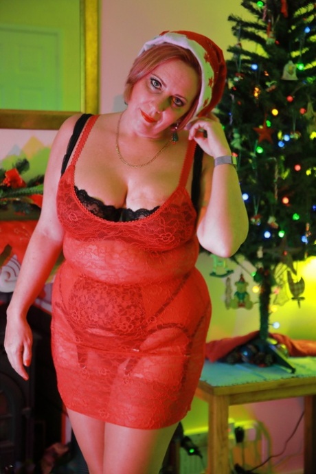 Curvy Claire best actress pictures