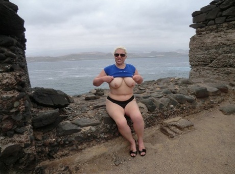 thick puerto rican bbw xxx photo