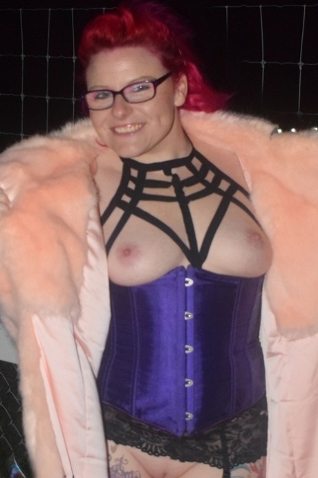 samantha parker bbw escort nude photo