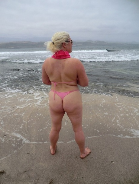 hottest thick girl pretty archive