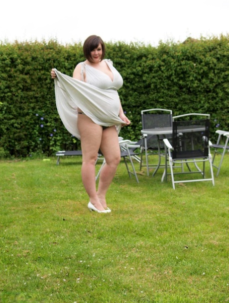 fat girl body swap nude photo