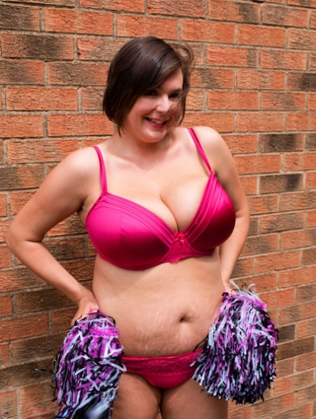hot chubby girl pics beautiful xxx pic