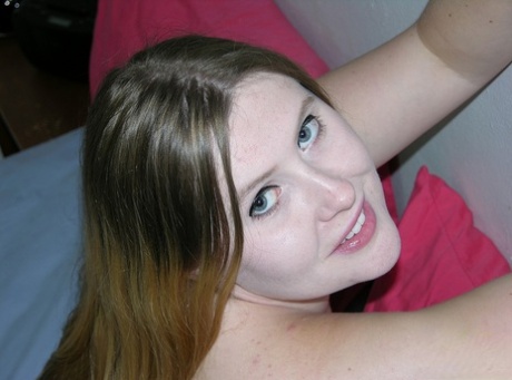 fat celeb hot naked image