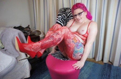 fat slut gf fucked dick and dildo free naked photos