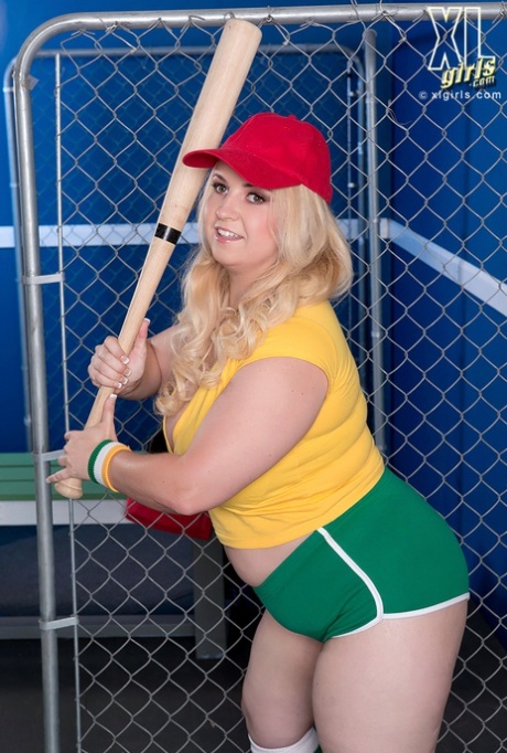 fat bbw asshole spread hot naked image