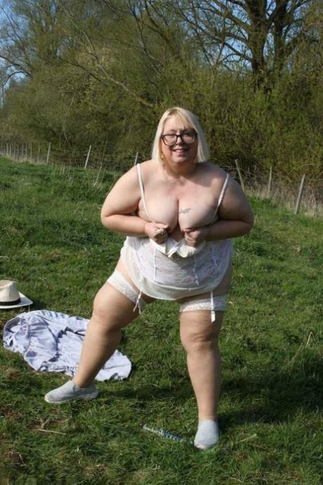 spanish big booty getting fucked nudes images