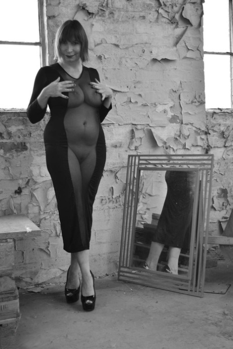 curvy teen missionary exclusive gallery