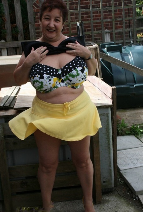 porny busty dildo bbw lemak art xxx img
