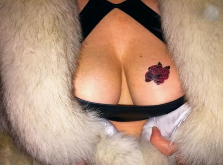 bbw fucked in handcuffs porno photo