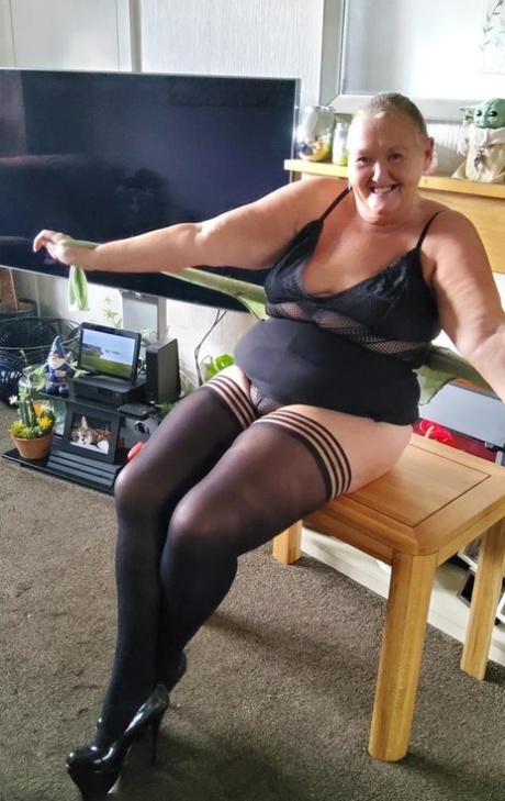 bbw devot erotic images