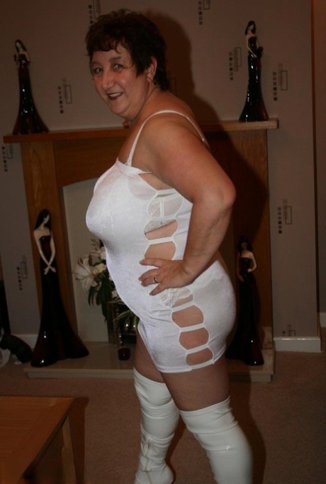 granny ass old fat hd porn pics