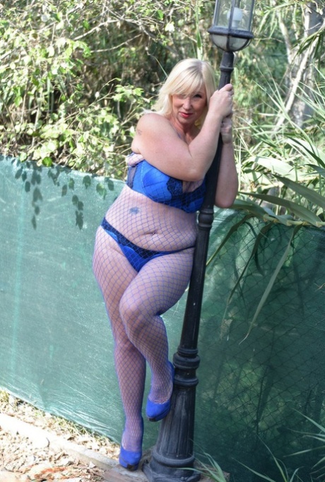 bbw star sophia sexy nude pic