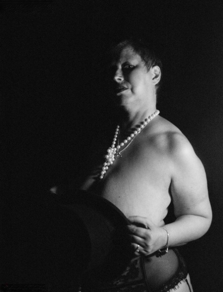 bbw trying on clothes beautiful nude photos