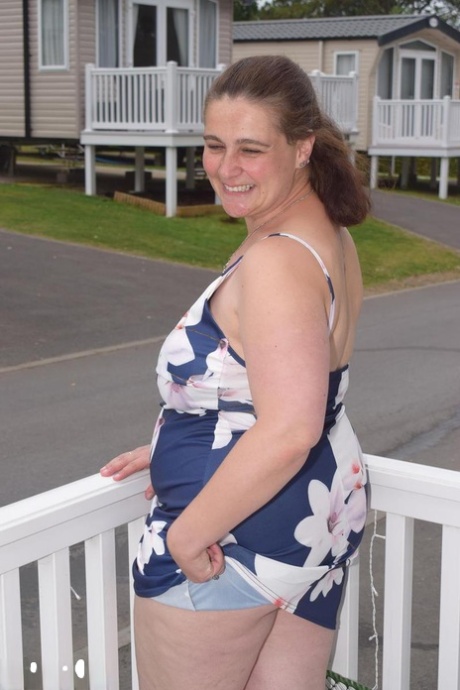 bbw lap sitting free sex photo