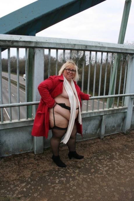 furry curvy women sexy xxx pictures