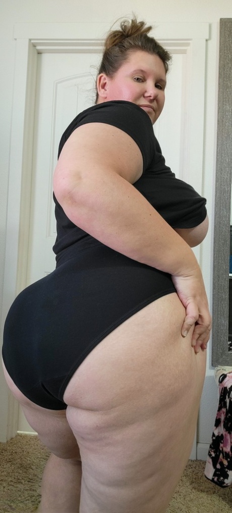 thick brazilian anal free naked photo