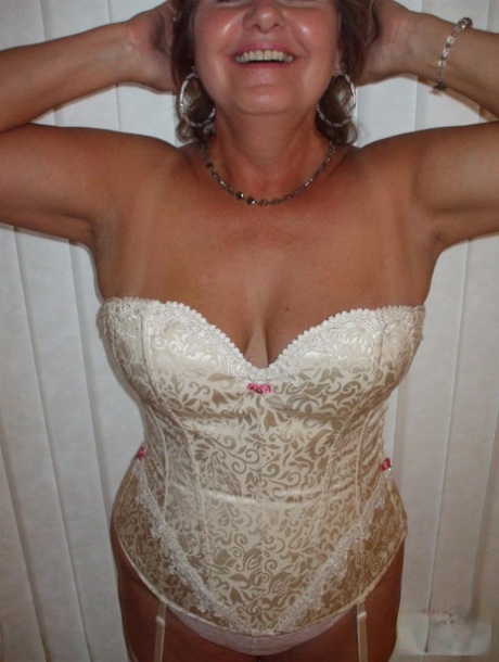 pamela massage for bbw hot nude img