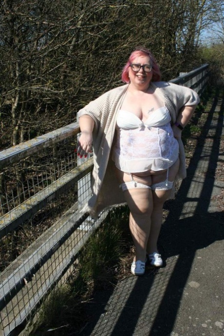 thick ts bbc hot pictures