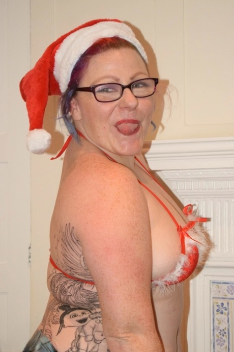 amateur naughty bbw white milf shows off her fat butt perfect photo