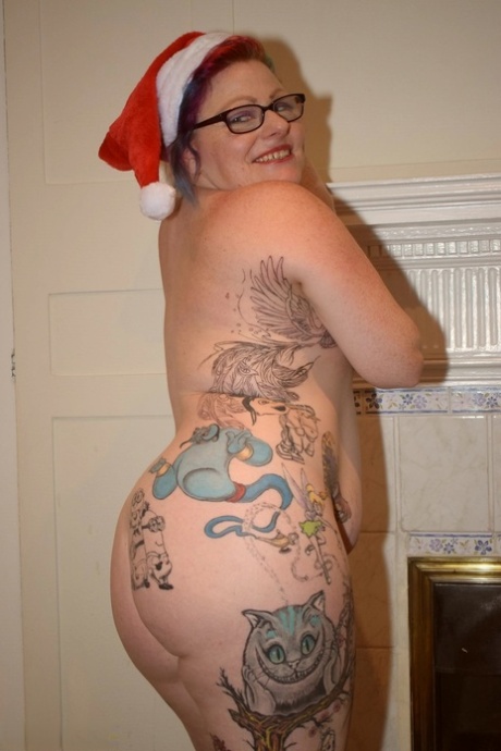 fat teen rides vertical shaft hot nude images
