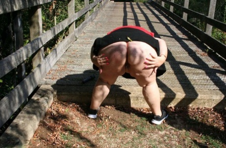 bbw watches beautiful naked image