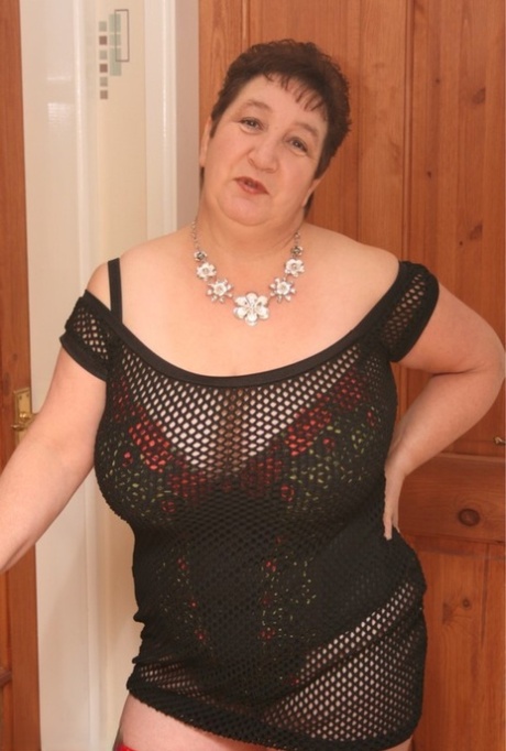 big tit plumper mandy on top free picture