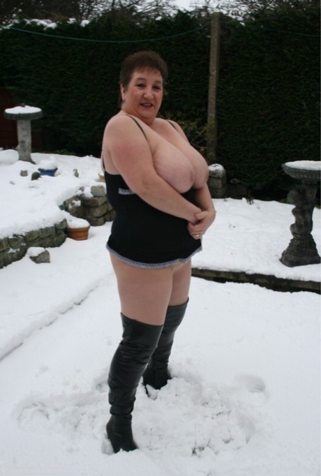 austrian bbw top photo