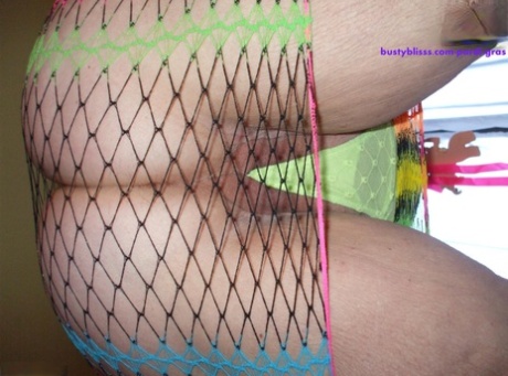 thick muscular legs free sex pics