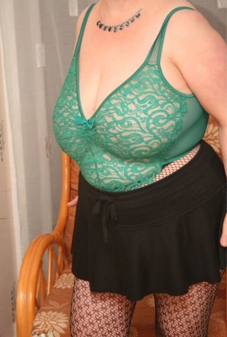 thick heels pornographic gallery