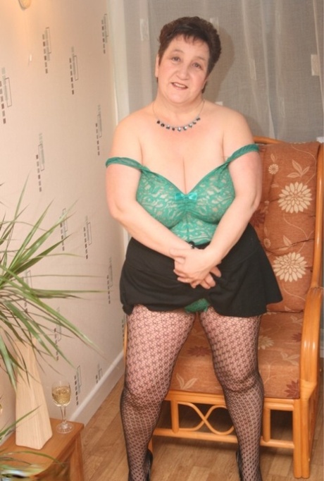 adriana faye bbw nude photos