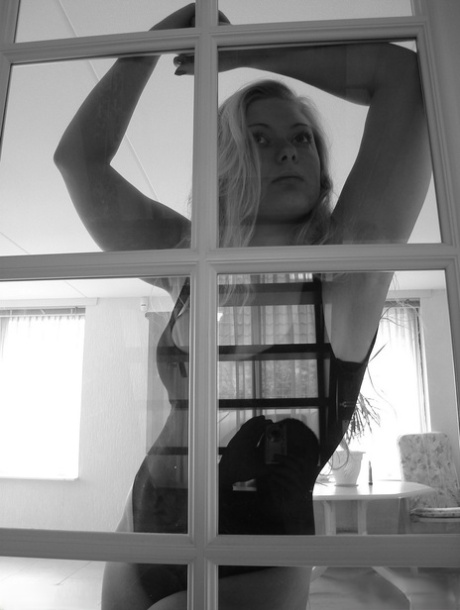 enjoying her shaking that big ass on my big kenyan cock beautiful nude archive