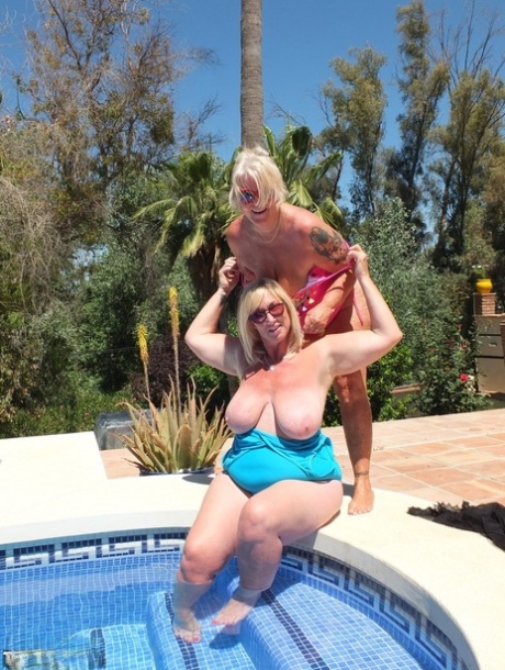 crazy thick top image